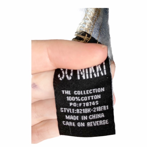 SO NIKKI Acid Wash Distressed Denim Jacket Small - Picture 7 of 7